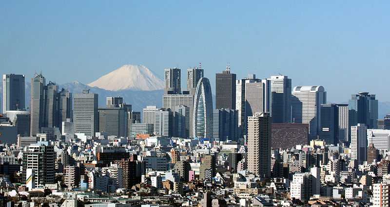  View of Shinjuku skyscrapers and Mount Fuji as seen from the Bunkyo Civic Center in Tokyo.